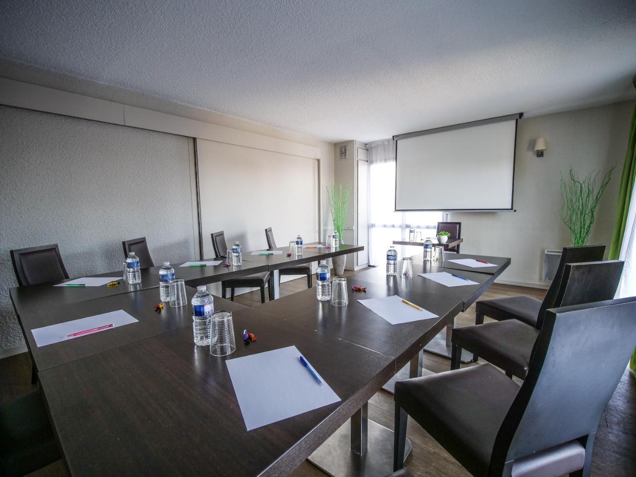 Hotel Inn Design Poitiers Sud Экстерьер фото