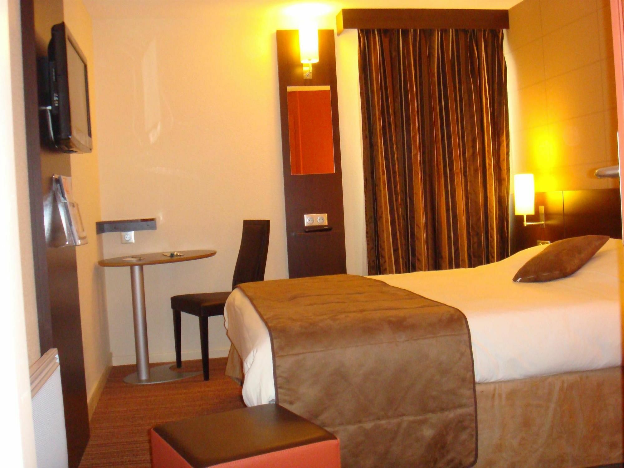 Hotel Inn Design Poitiers Sud Номер фото